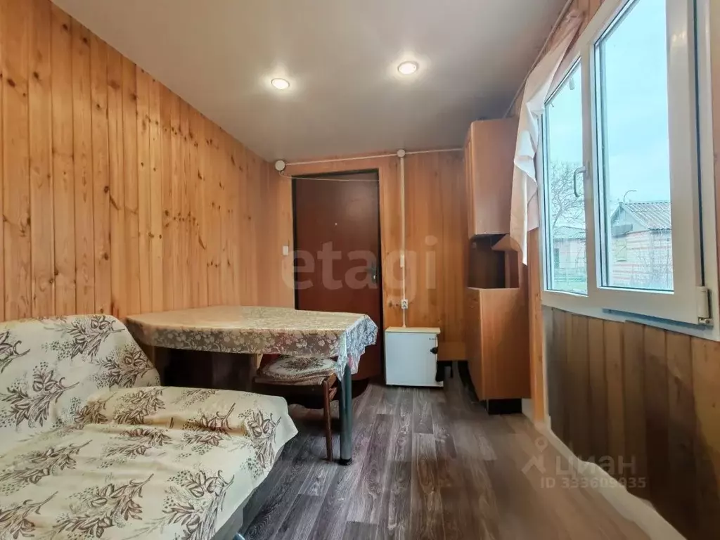Дом в Краснодарский край, Ейск Садовод СНТ,  (18 м) - Фото 1