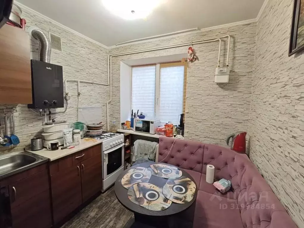 2-к кв. Крым, Симферополь ул. Первомайская, 3А (50.0 м) - Фото 0