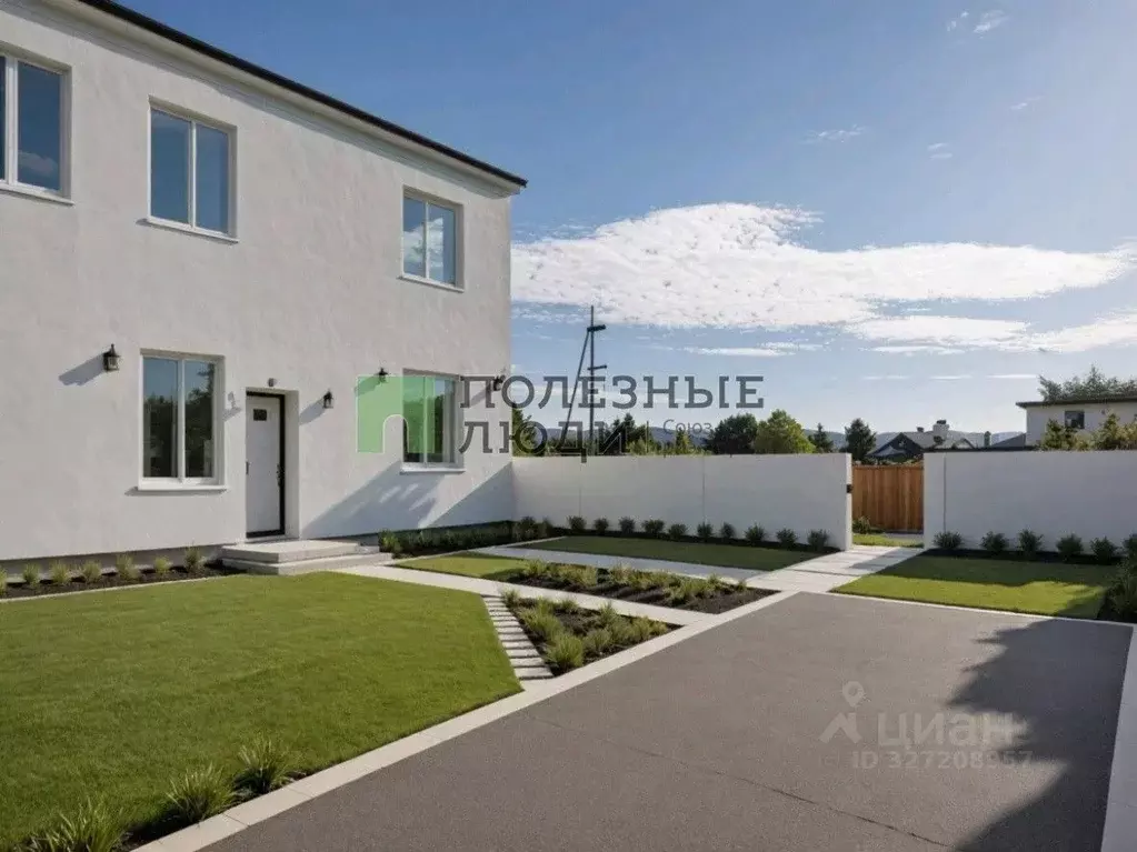 Таунхаус в Крым, Сакский район, Ореховское с/пос, с. Михайловка ул. ... - Фото 1