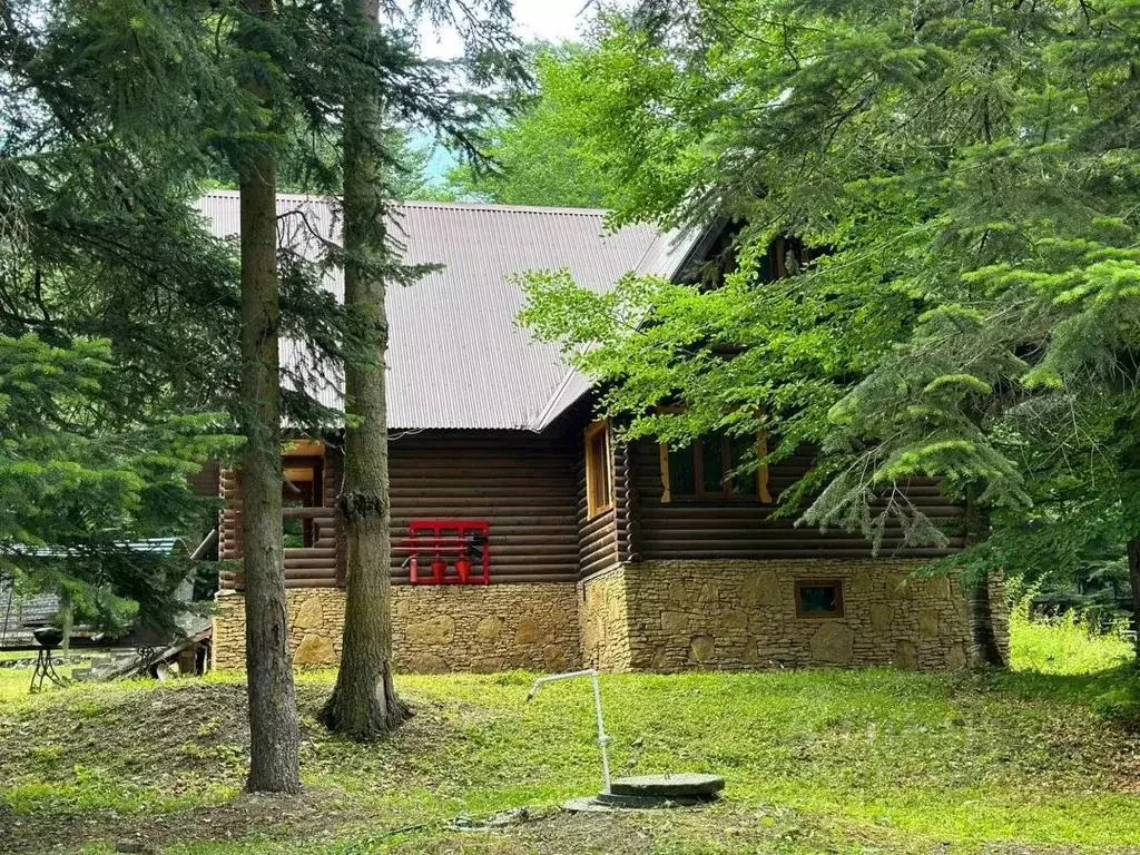 Дом в Карачаево-Черкесия, Зеленчукский район, с. Архыз ул. Банковская, ... - Фото 2