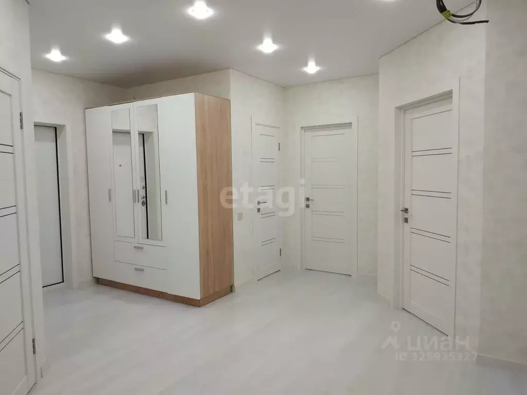 3-к кв. Калужская область, Калуга ул. Пухова, 56 (85.2 м) - Фото 1