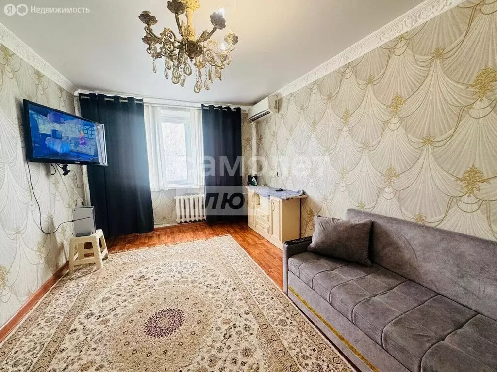 3-комнатная квартира: Грозный, улица имени А.С. Сулейманова, 25 (69 м) - Фото 2