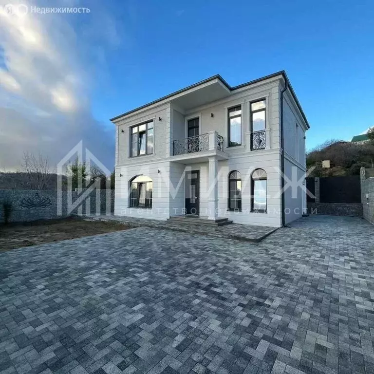 Дом в Сириус, улица Диброва (260 м) - Фото 0