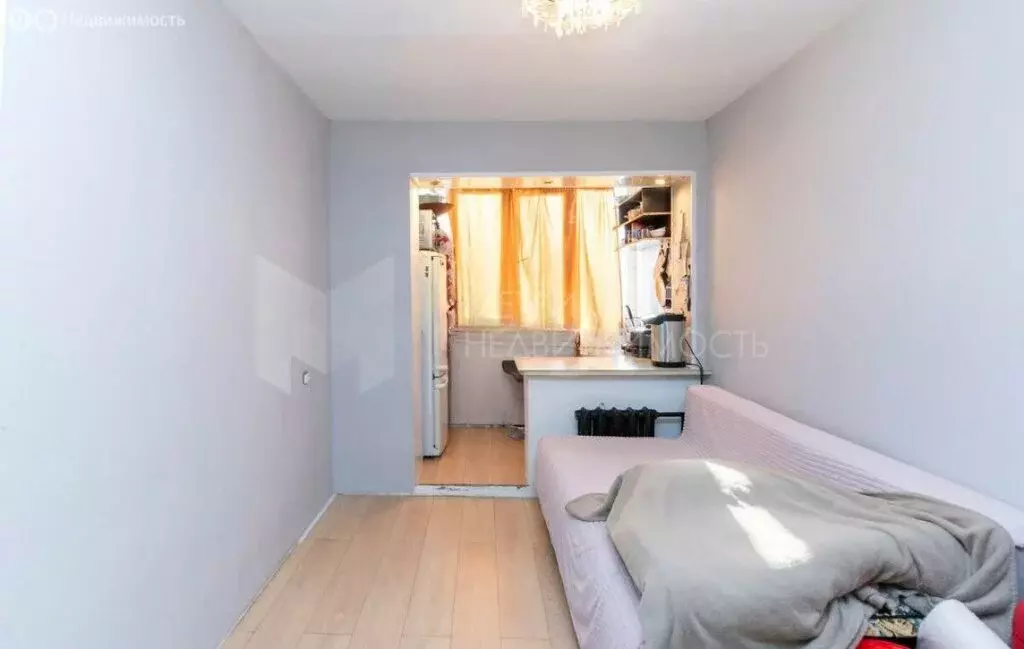 Квартира-студия: Тюмень, улица 30 лет Победы, 105 (17 м) - Фото 1