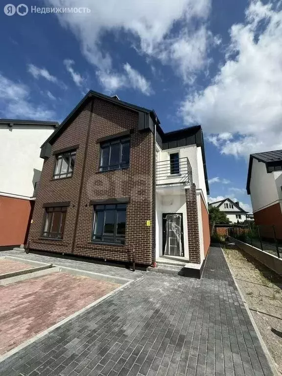 Дом в Калининградская область, Гурьевский муниципальный округ, посёлок ... - Фото 1