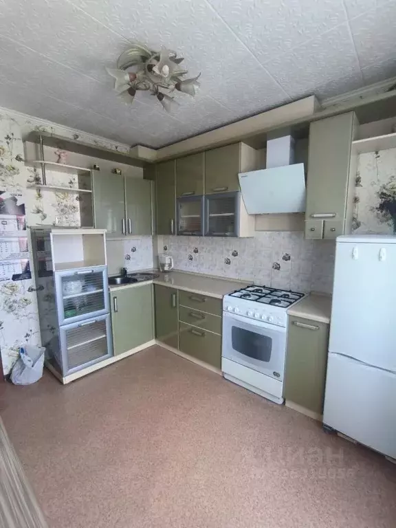 2-к кв. Татарстан, Набережные Челны пос. ЗЯБ, ул. Тан, 231 (58.2 м) - Фото 1