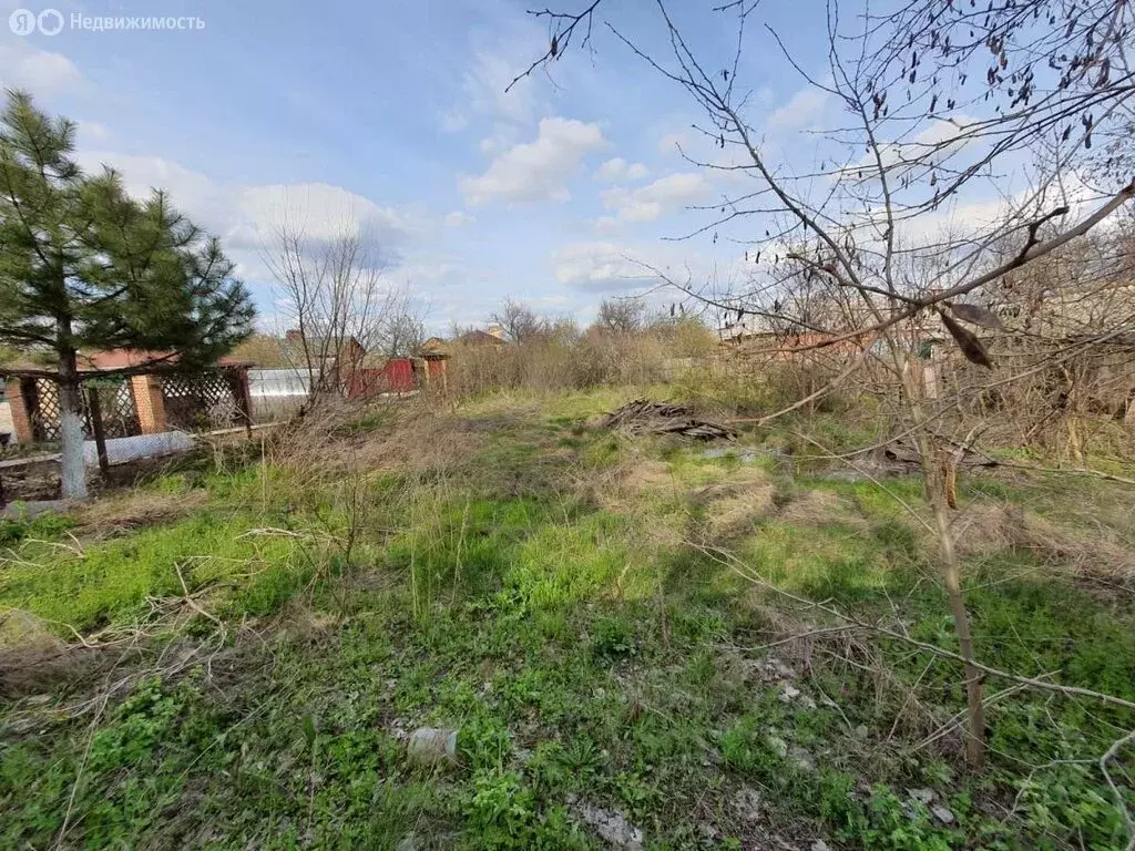 Участок в Каменск-Шахтинский, улица Сафонова (5.7 м) - Фото 0