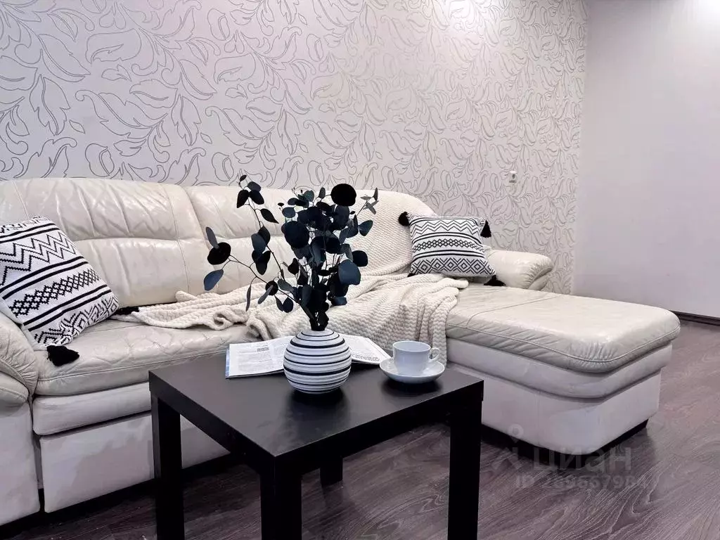 2-к кв. Кировская область, Киров ул. Казанская, 80 (56.0 м) - Фото 2