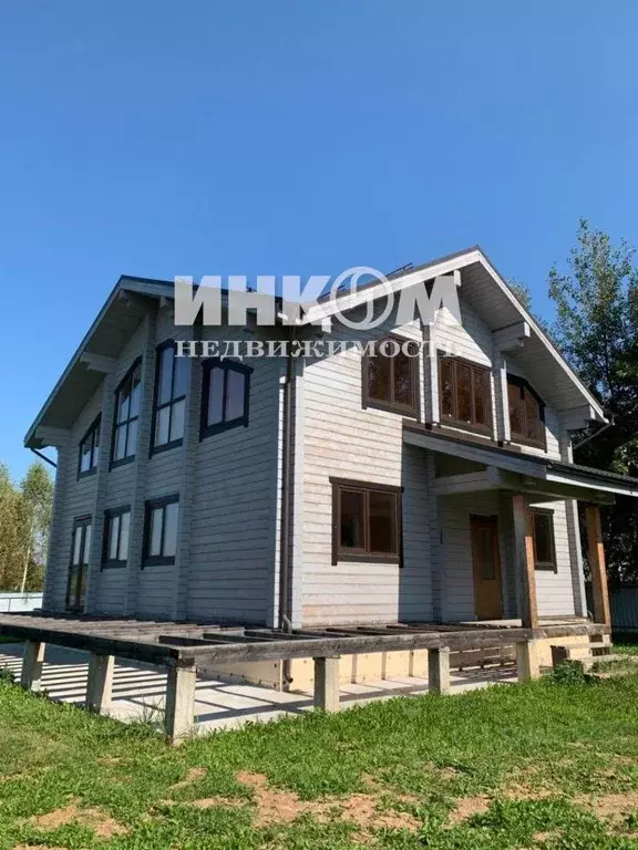 Дом, 200 м - Фото 1