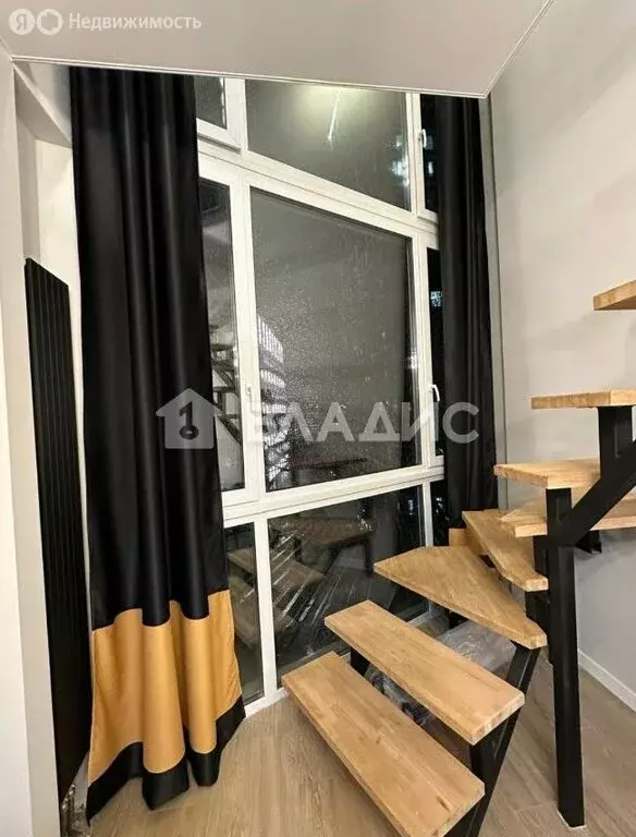 Квартира-студия: Москва, Варшавское шоссе, 17с5 (20 м) - Фото 1