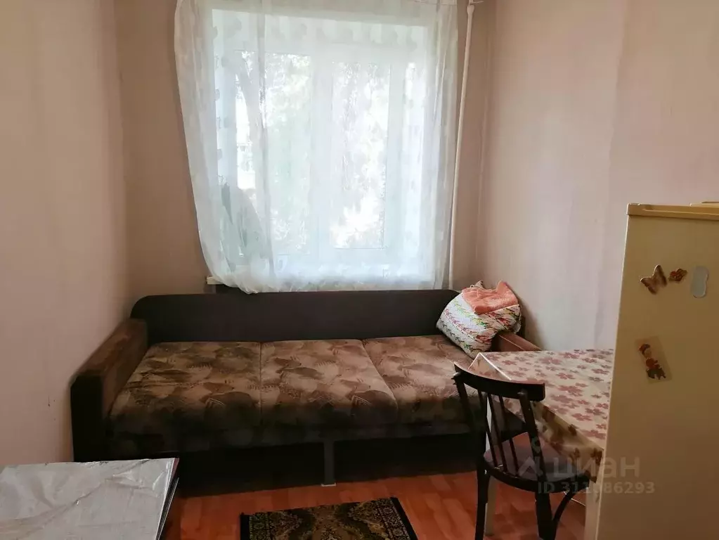 Комната Алтайский край, Барнаул Тимуровская ул., 37 - Фото 2