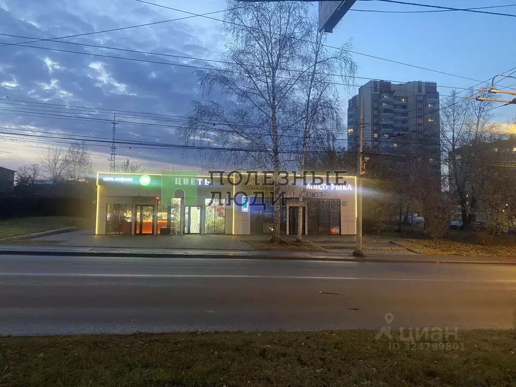 Торговая площадь в Красноярский край, Красноярск ул. Академика ... - Фото 1