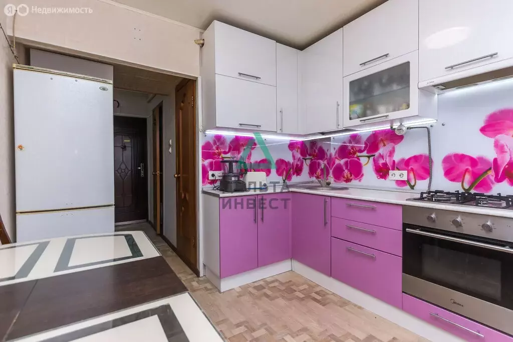 3-комнатная квартира: Уфа, улица Натальи Ковшовой, 4 (67.5 м) - Фото 2