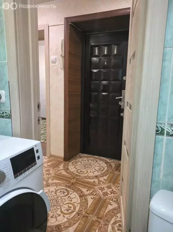 2-комнатная квартира: Омск, 2-я Солнечная улица, 32 (42.7 м) - Фото 0