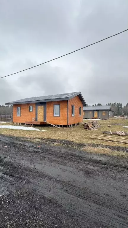 Дом 83,2 м на участке 10 сот. - Фото 1