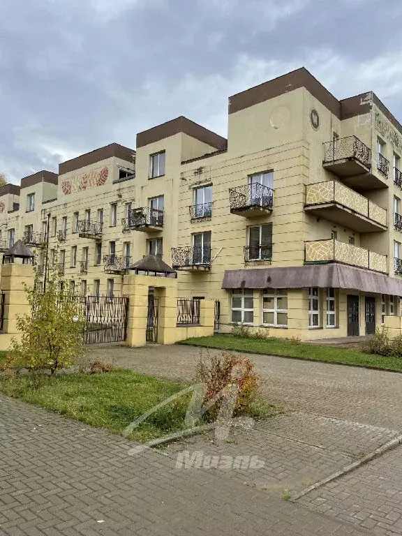 Продается 3-комнатная квартира - Фото 1