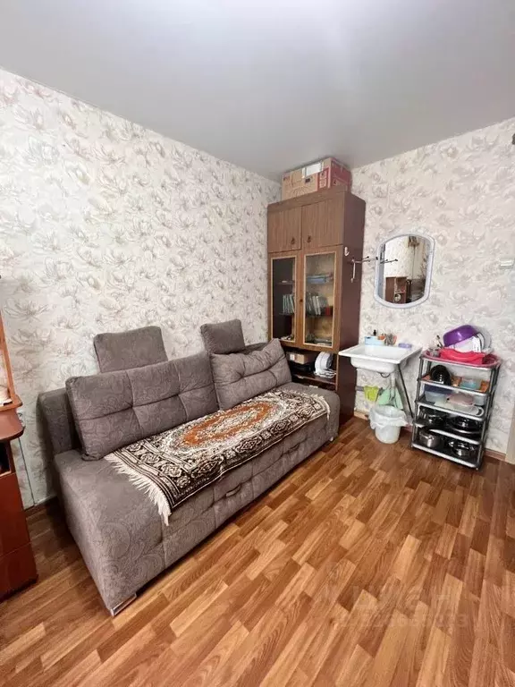 Комната Чувашия, Чебоксары ул. Эльменя, 13 (13.7 м) - Фото 1