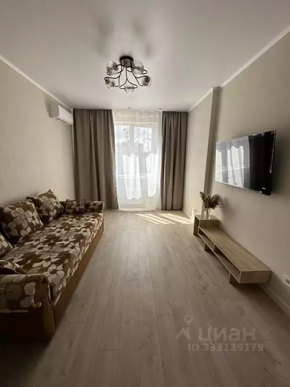 1-к кв. Крым, Симферополь ул. Ковыльная, 64 (36.0 м) - Фото 1