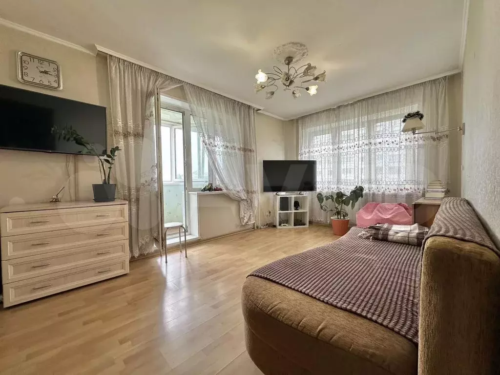 2-к. квартира, 54 м, 6/9 эт. - Фото 0