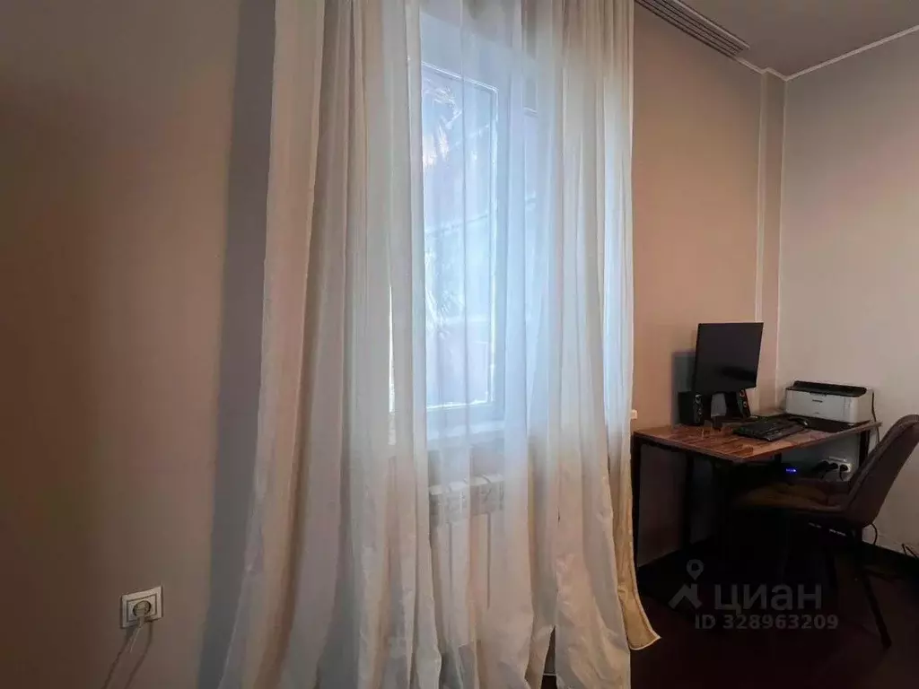 3-к кв. Саха (Якутия), Якутск просп. Михаила Николаева, 40/6 (85.0 м) - Фото 2