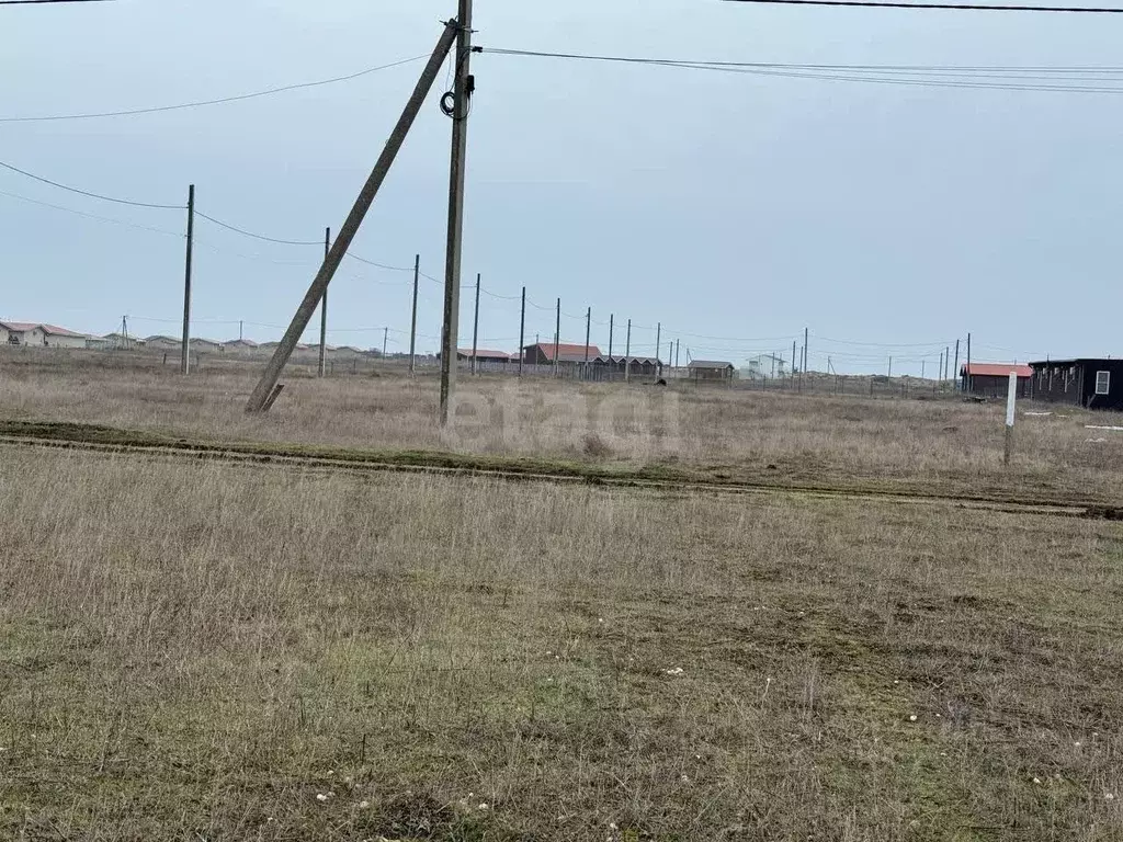 Участок в Крым, Сакский район, с. Штормовое  (6.0 сот.) - Фото 0