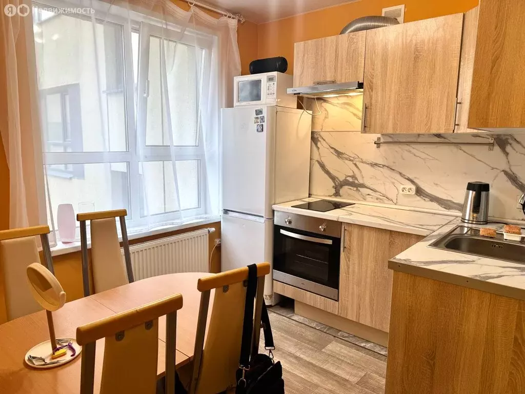 Квартира-студия: Екатеринбург, улица Евгения Савкова, 29 (25.5 м) - Фото 2