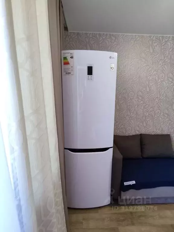 1-к кв. Удмуртия, Ижевск 9-я Подлесная ул., 17 (40.0 м) - Фото 0