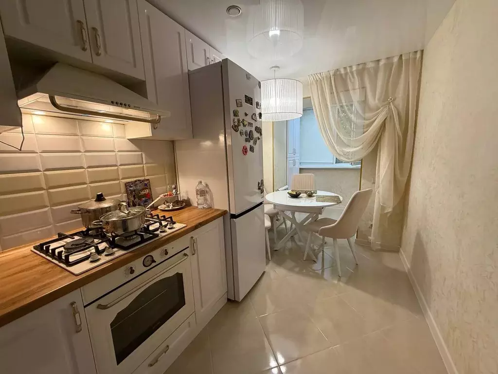 Продаётся 2-к квартира, 42 м - Фото 0