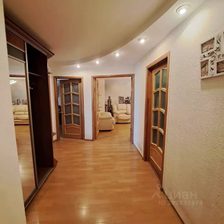 3-к кв. Брянская область, Брянск Московский просп., 1Б (85.3 м) - Фото 2