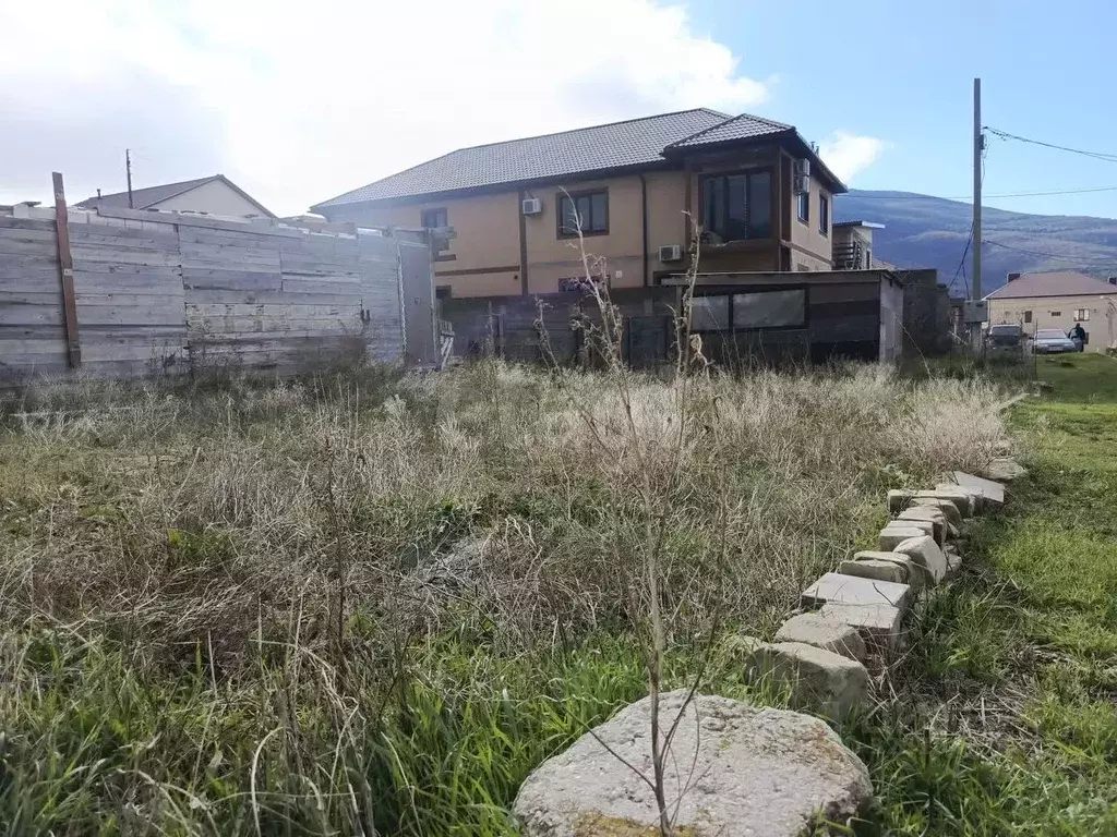 Участок в Краснодарский край, Геленджик городской округ, с. Кабардинка ... - Фото 1