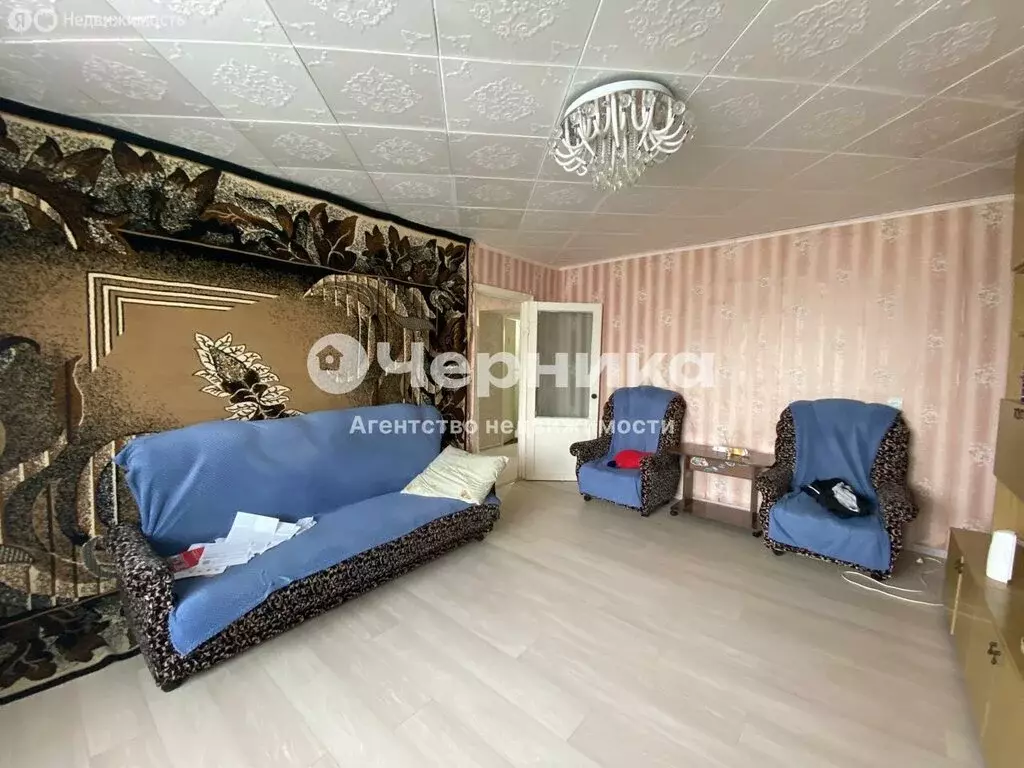 3-комнатная квартира: Гуково, Киевская улица, 74 (64.3 м) - Фото 1