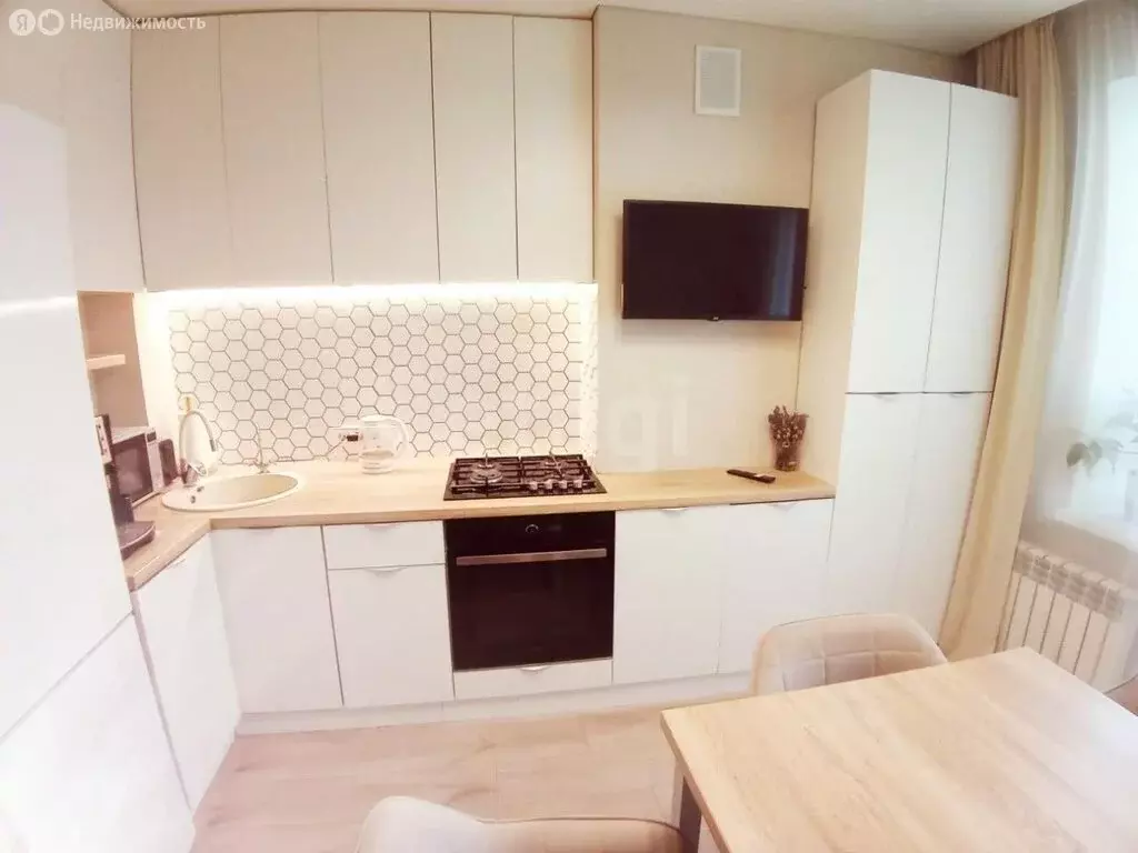 2-комнатная квартира: Калининград, Суздальская улица, 20к3 (55.9 м) - Фото 2