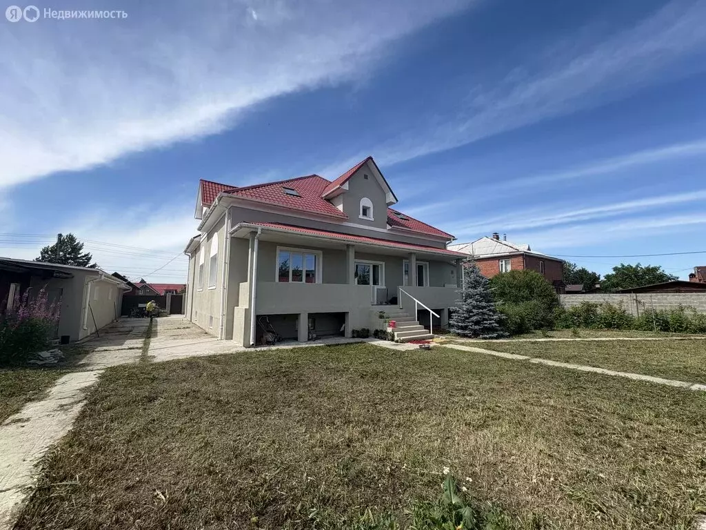 Дом в Молодёжный, Школьная улица, 9 (500 м) - Фото 1