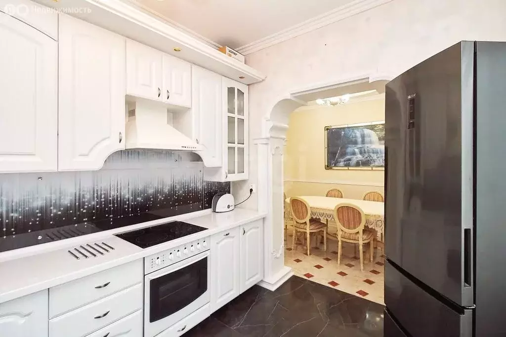 4-комнатная квартира: Тюмень, улица Шиллера, 46к2 (137.5 м) - Фото 1