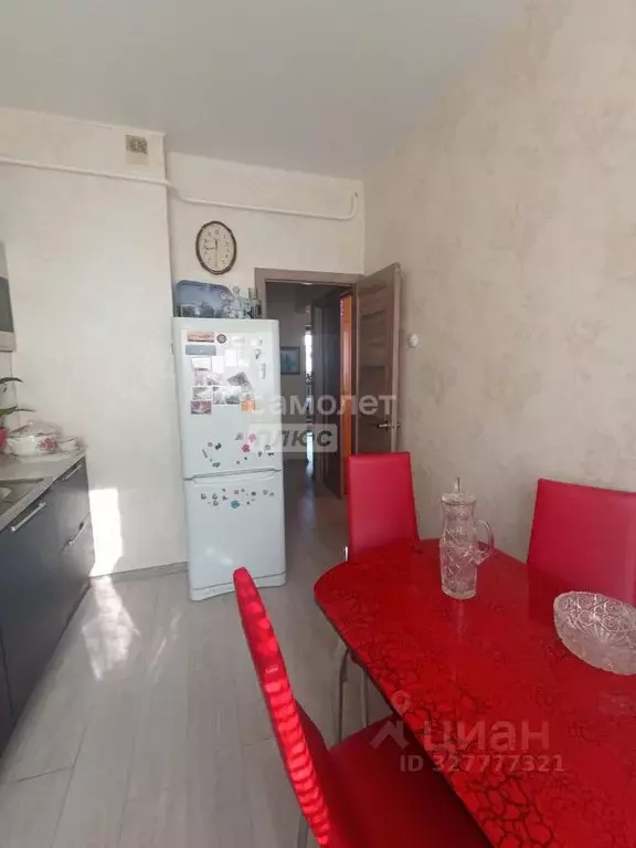 2-к кв. Архангельская область, Коряжма ул. Кирова, 27 (60.0 м) - Фото 2