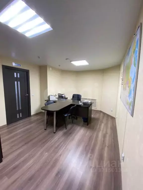 Офис в Брянская область, Брянск ул. Комарова, 51 (89 м) - Фото 2