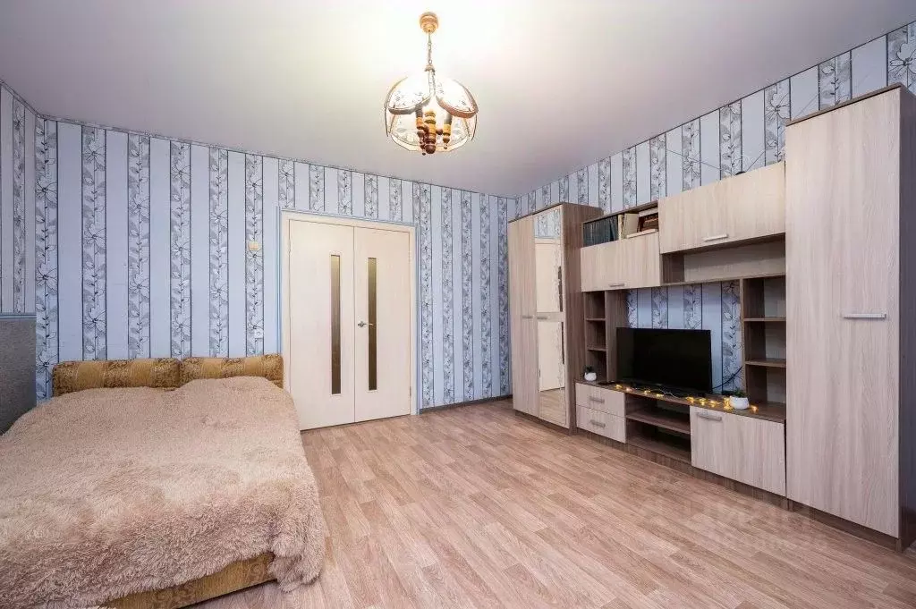 1-к кв. Челябинская область, Челябинск ул. Комаровского, 6а (45.0 м) - Фото 1