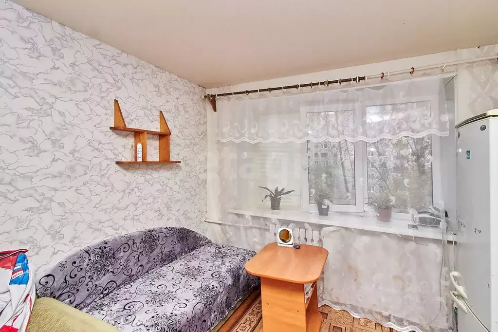 Комната Тюменская область, Тюмень Фабричная ул., 20а (12.4 м) - Фото 1