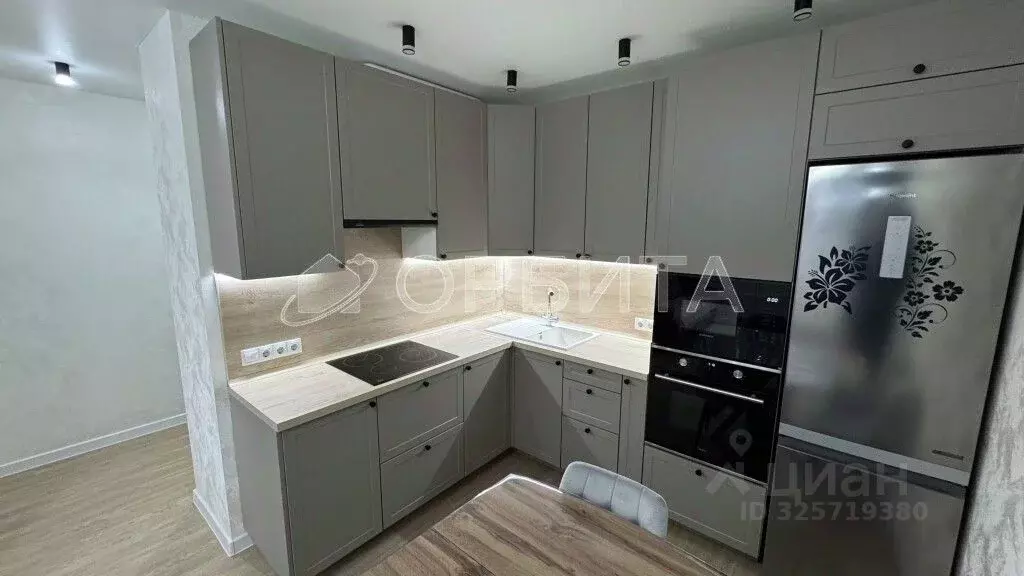 1-к кв. Тюменская область, Тюмень ул. Тимофея Чаркова, 87 (39.9 м) - Фото 1