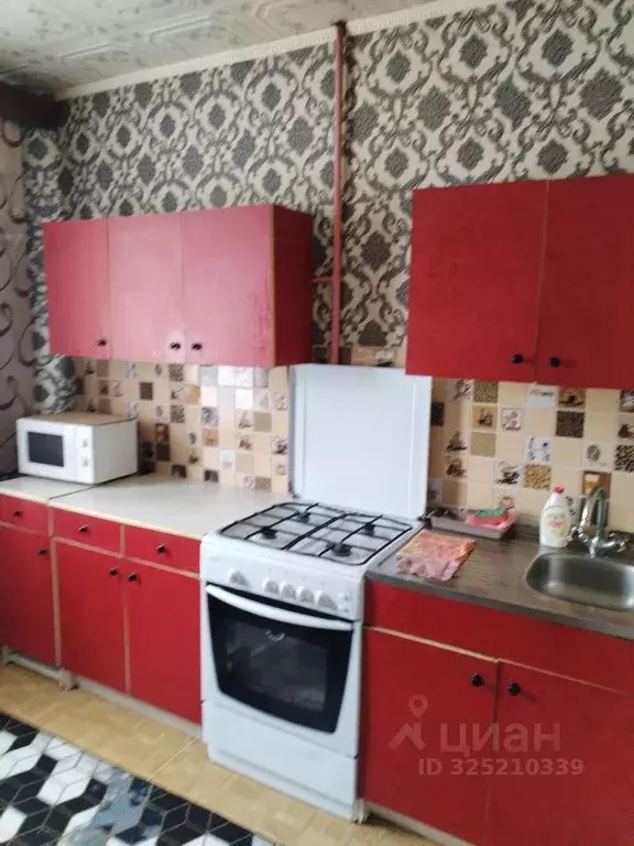 2-к кв. Свердловская область, Первоуральск ул. Сакко и Ванцетти, 1А ... - Фото 1