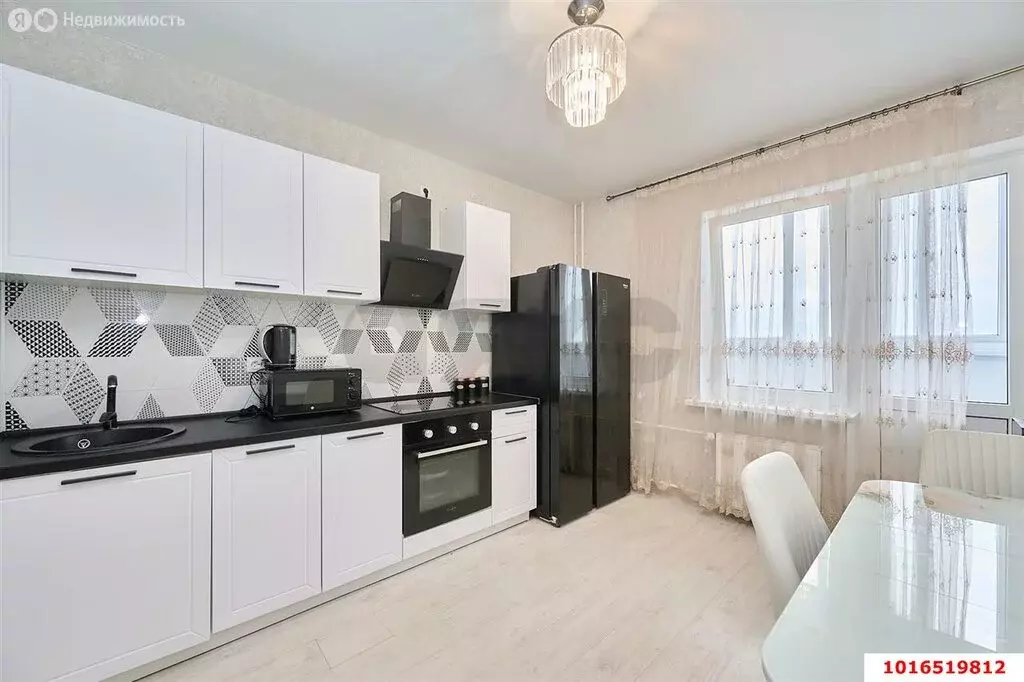 2-комнатная квартира: Краснодар, улица имени Героя Советского Союза ... - Фото 2