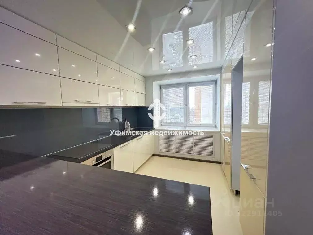 2-к кв. Башкортостан, Уфа Колгуевский мкр, ул. Габдуллы Амантая, 10/1 ... - Фото 0