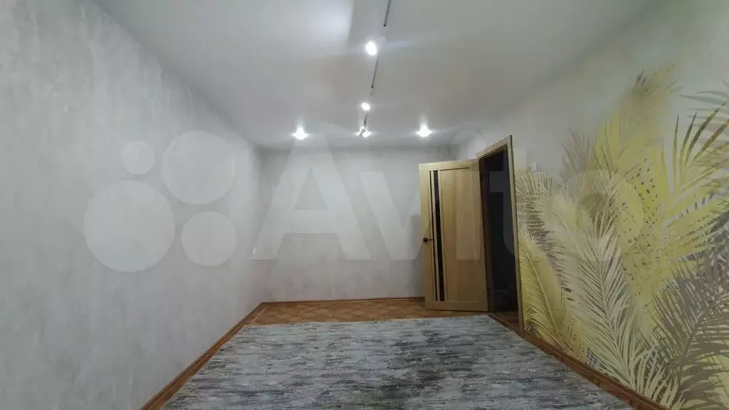 1-к. квартира, 31 м, 5/5 эт. - Фото 1