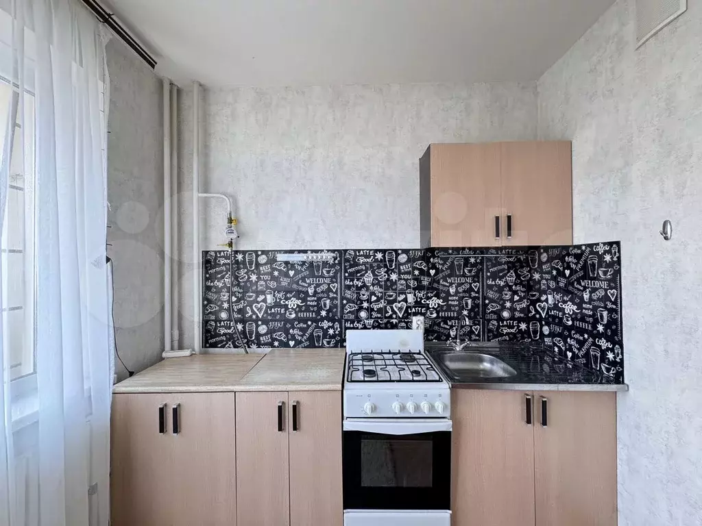 1-к. квартира, 40 м, 9/10 эт. - Фото 0