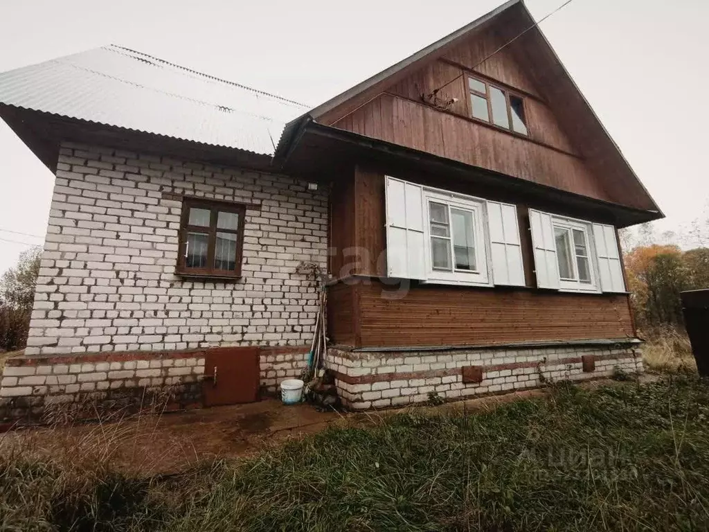 Дом в Тверская область, Старицкий муниципальный округ, д. Кобелево 2-е ... - Фото 1