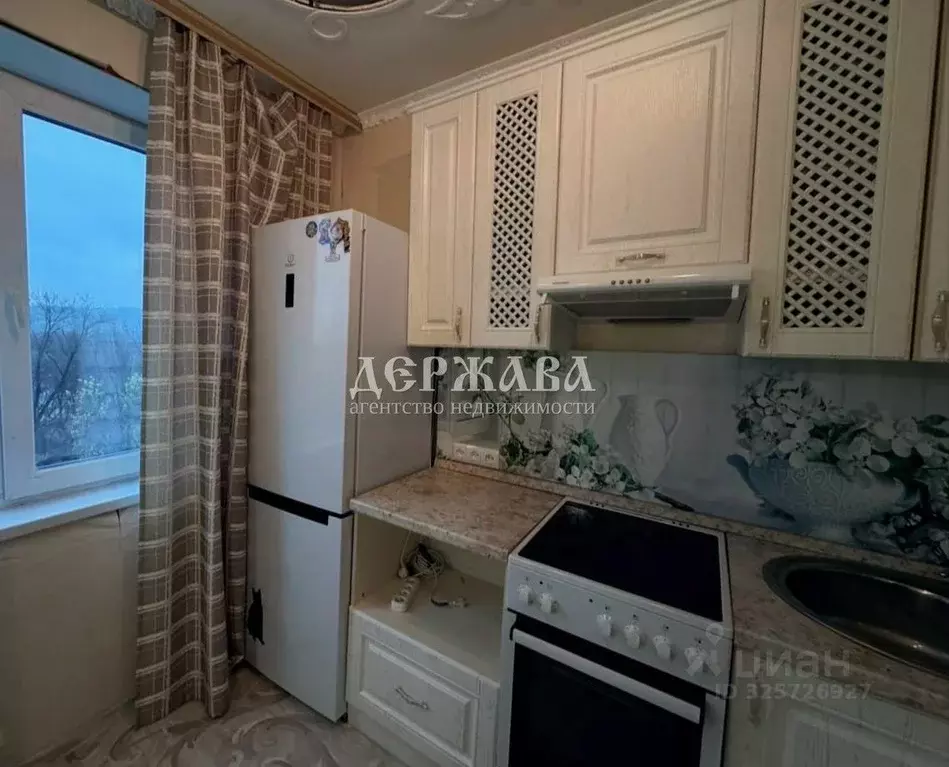 1-к кв. Белгородская область, Старый Оскол Звездный мкр, 5 (39.0 м) - Фото 2