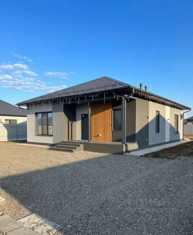 Дом в Хакасия, Усть-Абаканский район, пос. Тепличный ул. Енисейская ... - Фото 1