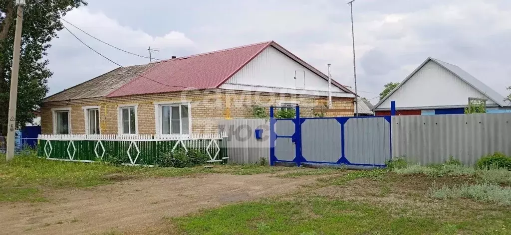 Дом в Челябинская область, Троицкий муниципальный округ, пос. ... - Фото 2