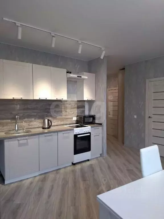 1-к кв. Тюменская область, Тюмень ул. Газовиков, 73к3 (46.2 м) - Фото 1