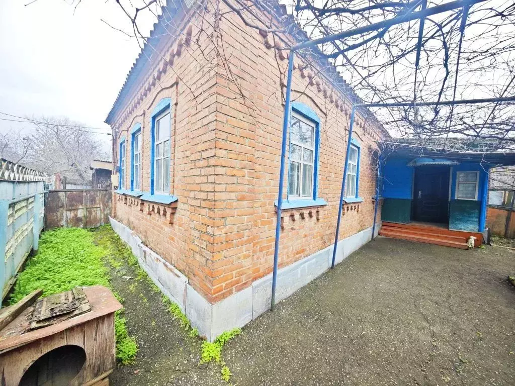 Дом в Краснодарский край, Тихорецкий район, Братское с/пос, пос. ... - Фото 2